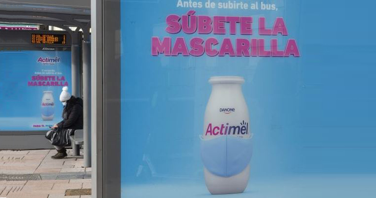 actimel-prevencion-covid-trasnporte-publico