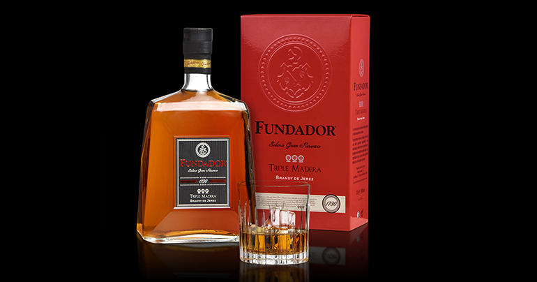 Fundador Triple Madera estrena packaging más premium que mantiene la esencia del primer Brandy español