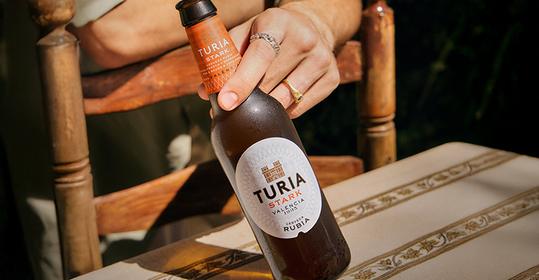 Turia Stark - retailactual