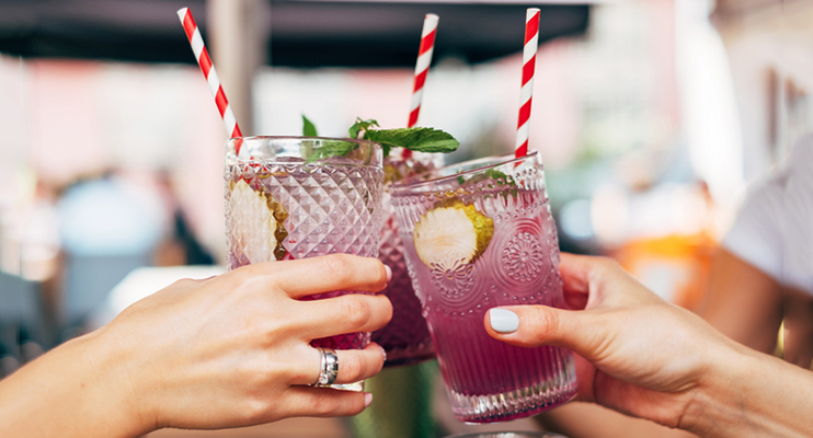 El tardeo cambia los hábitos de consumo en las bebidas sin o bajas en alcohol
