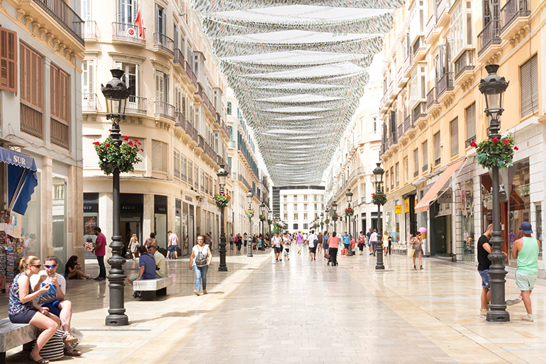 calle-larios-comercio-malaga