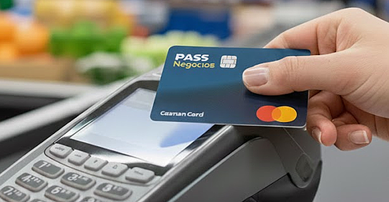 Carrefour ClubPASS Negocios: nueva tarjeta para autónomos con financiación gratuita de 3 meses