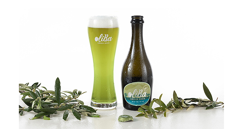 Grupo Costa adquiere Oliba Green Beer, la primera cerveza verde de oliva del mundo