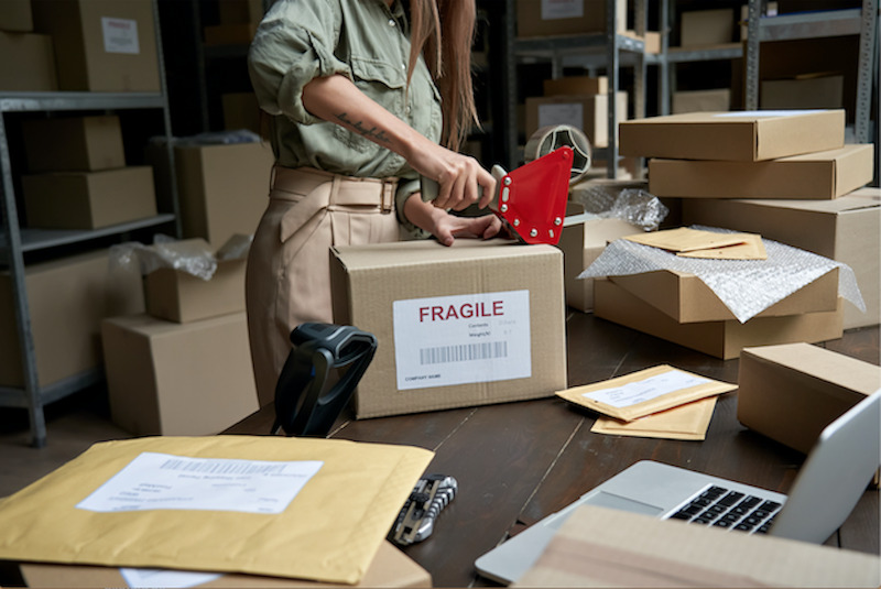 Envío de paquetería para tu tienda: cómo realizar envíos eficientes en retail