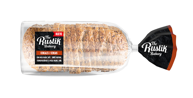The Rustik Bakery presenta sus variedades de pan en barra con masa madre