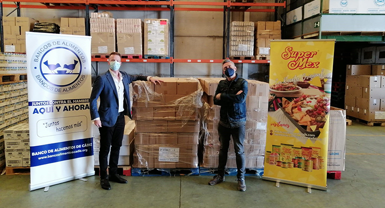Super-Mex Foods dona 7,5 toneladas de comida al Banco de Alimentos de Cádiz