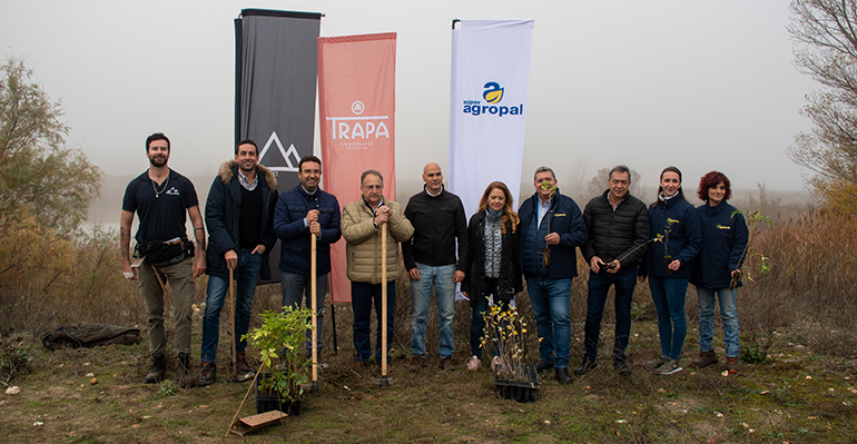 Trapa planta 2.000 árboles en Valladolid como parte del proyecto ‘Plantando futuro contigo’