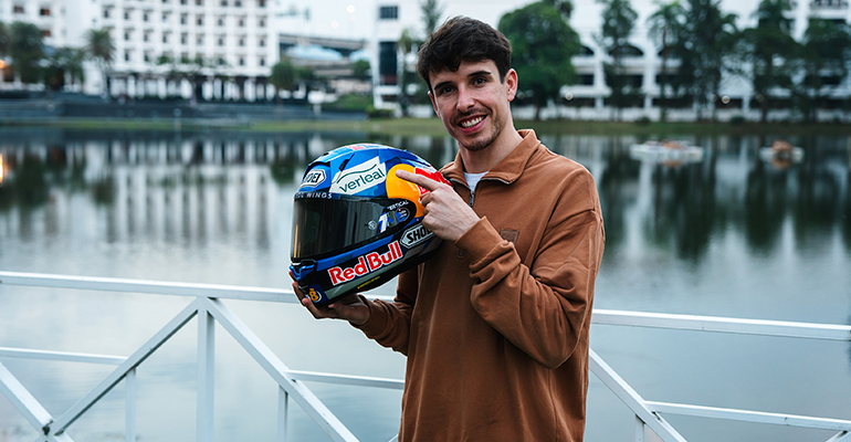 Álex Márquez, nuevo embajador de la marca de verdura congelada Verleal